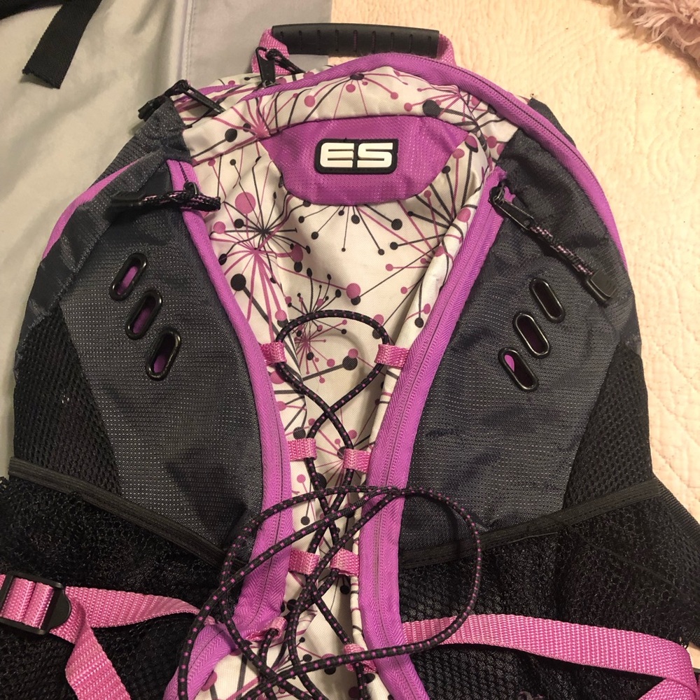 ES back pack